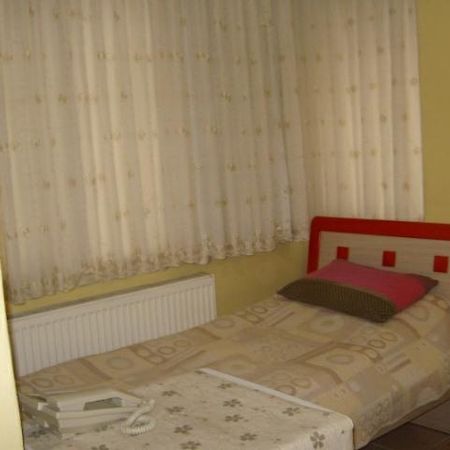 Hotel Sungur Demirci  Ngoại thất bức ảnh